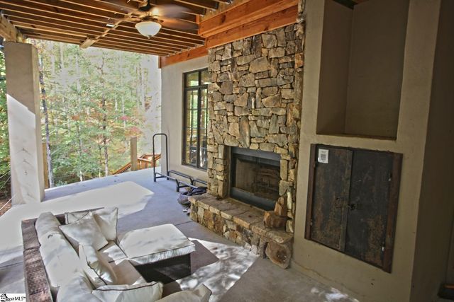 301 Cedar Creek Drive, Sunset, SC 29685