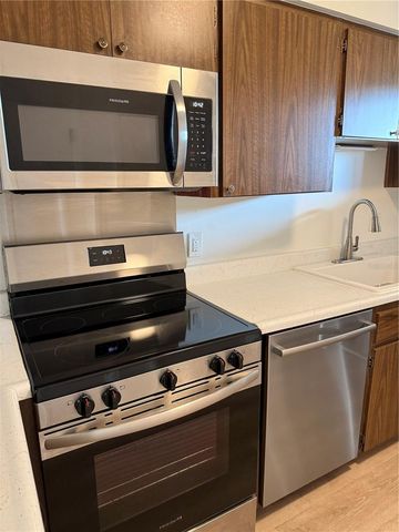 301 S GULFSTREAM AVENUE 303, Sarasota, FL 34236