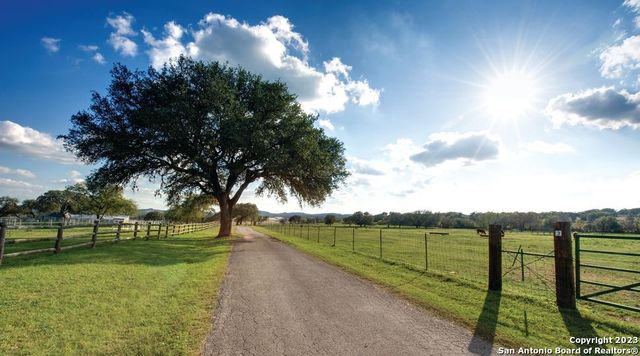 32142 ESCAROLE BND, Bulverde, TX 78163