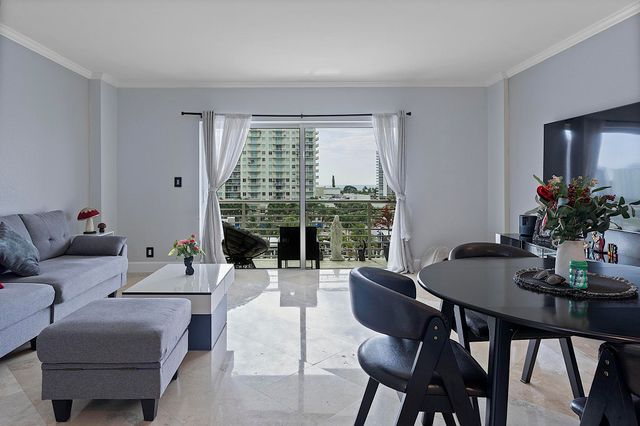 2900 NE 30th Street Apt 8j, Fort Lauderdale, FL 33306