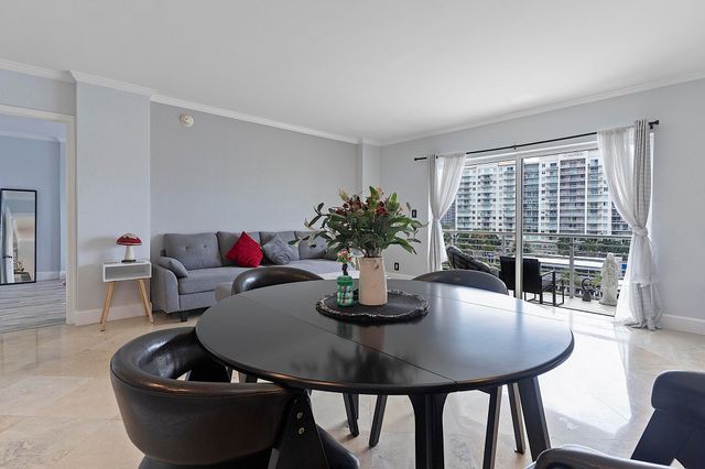 2900 NE 30th Street Apt 8j, Fort Lauderdale, FL 33306