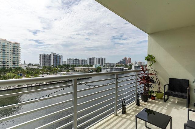 2900 NE 30th Street Apt 8j, Fort Lauderdale, FL 33306