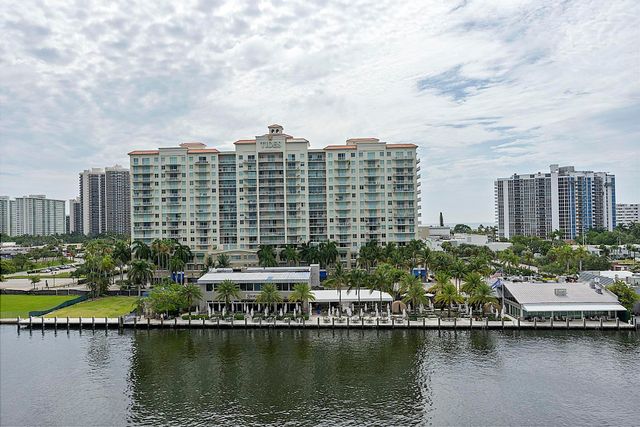 2900 NE 30th Street Apt 8j, Fort Lauderdale, FL 33306