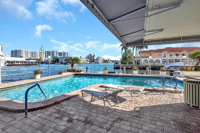 2900 NE 30th Street Apt 8j, Fort Lauderdale, FL 33306