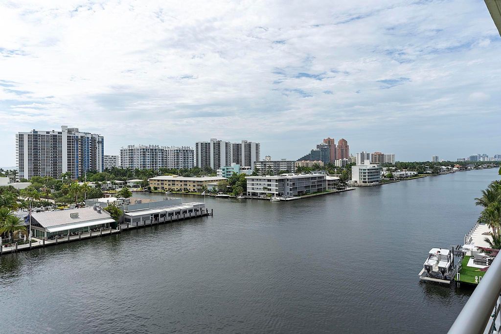 2900 NE 30th Street Apt 8j, Fort Lauderdale, FL 33306