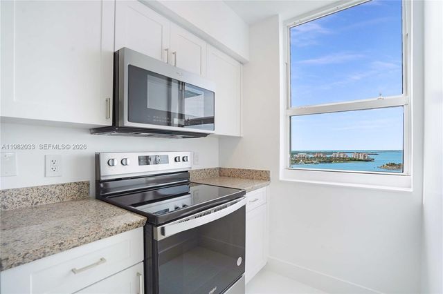 90 Alton Rd 2212, Miami Beach, FL 33139