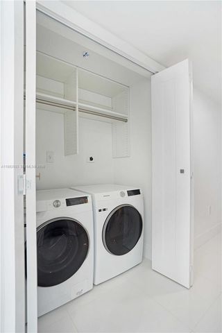 90 Alton Rd 2212, Miami Beach, FL 33139