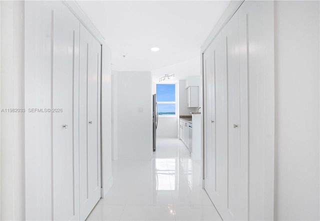 90 Alton Rd 2212, Miami Beach, FL 33139