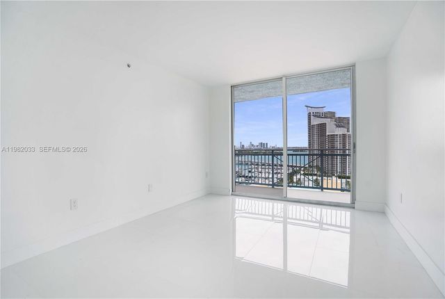 90 Alton Rd 2212, Miami Beach, FL 33139