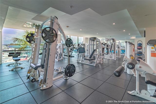 90 Alton Rd 2212, Miami Beach, FL 33139