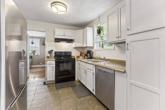 1308 Saturn Dr, Nashville, TN 37217