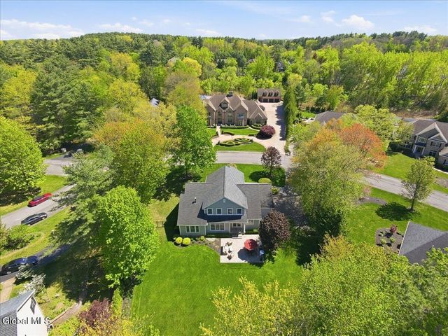709 Waldens Pond Road, Guilderland, NY 12203