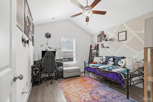 5623 Dunridge Dr, Pace, FL 32571