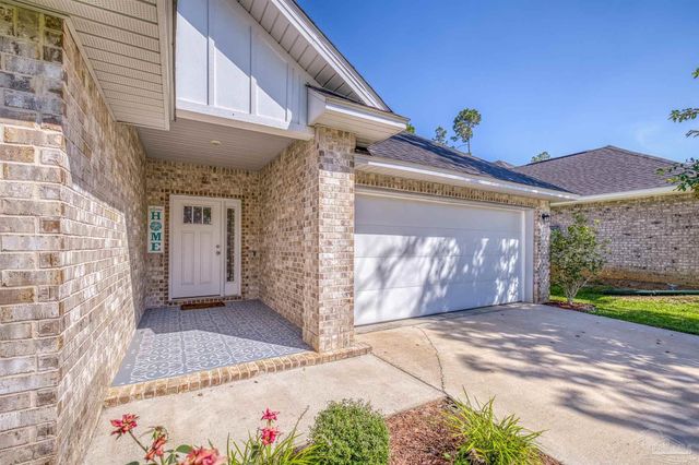 5623 Dunridge Dr, Pace, FL 32571