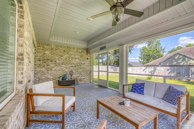 5623 Dunridge Dr, Pace, FL 32571