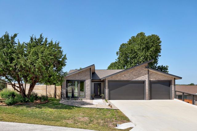 2800 Douglas CV, Lago Vista, TX 78645