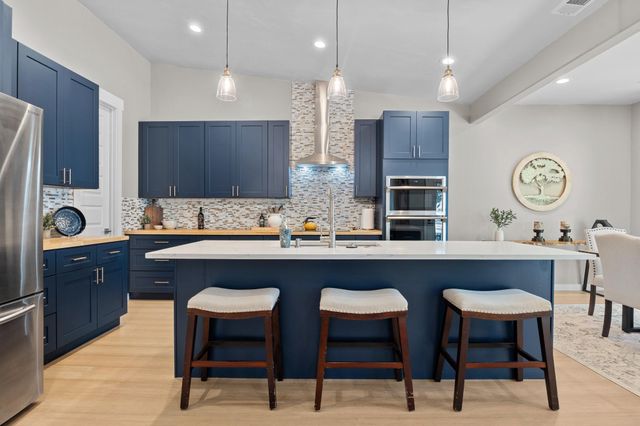 2800 Douglas CV, Lago Vista, TX 78645