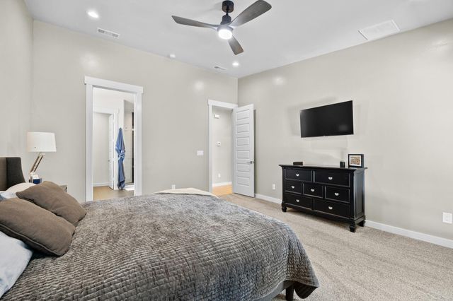 2800 Douglas CV, Lago Vista, TX 78645