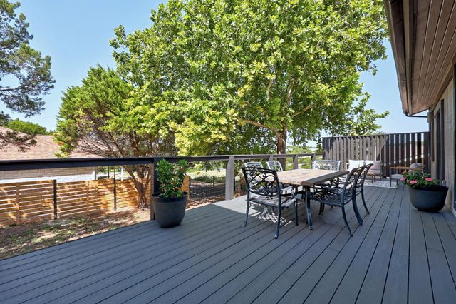 2800 Douglas CV, Lago Vista, TX 78645
