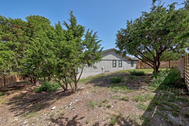2800 Douglas CV, Lago Vista, TX 78645
