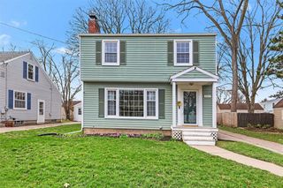 2415 Aleda Avenue, Grand Rapids, MI 49507