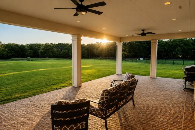 985 Vest Lane, Pilot Point, TX 76258