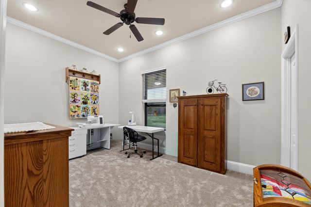985 Vest Lane, Pilot Point, TX 76258