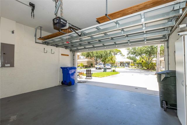 3326 COVERED BRIDGE DRIVE W, Dunedin, FL 34698