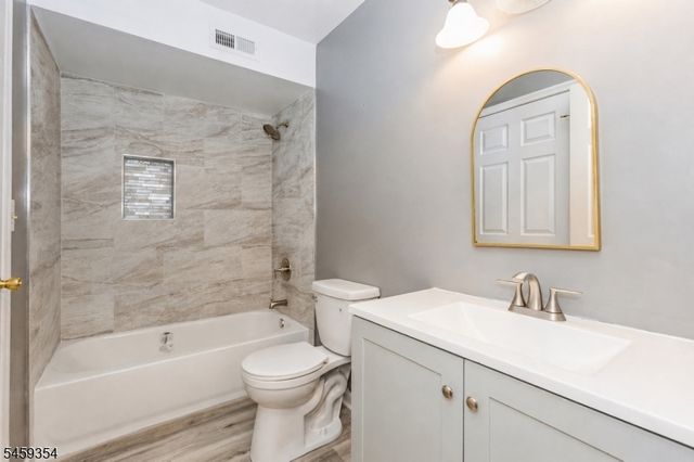 1148 W 7Th St, Plainfield City, NJ 07063