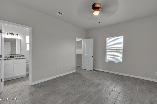 624 Hesse Drive, Socorro, TX 79927