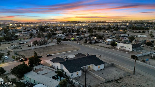 624 Hesse Drive, Socorro, TX 79927