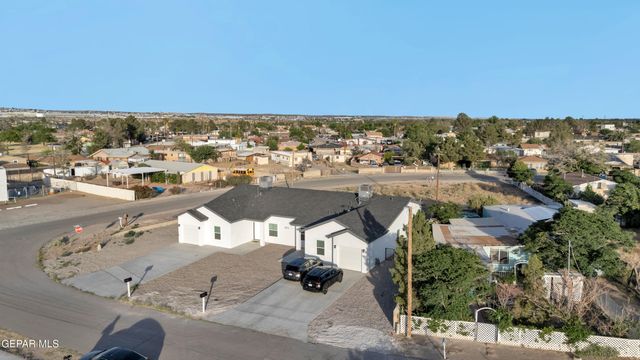 624 Hesse Drive, Socorro, TX 79927