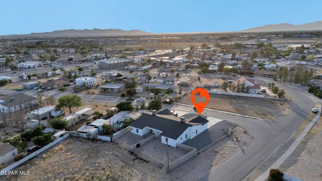 624 Hesse Drive, Socorro, TX 79927