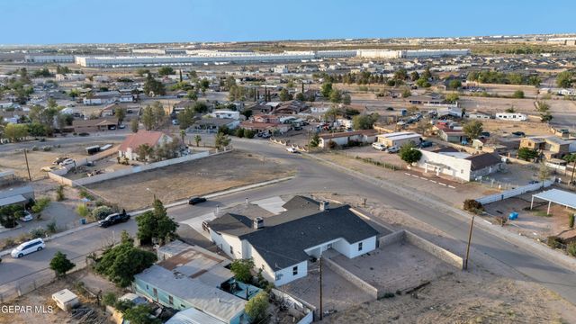 624 Hesse Drive, Socorro, TX 79927