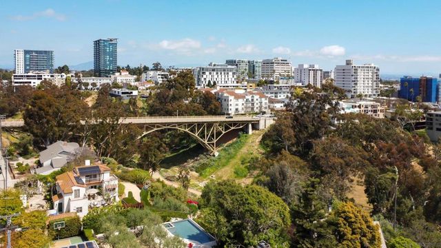 2861 Brant st., San Diego, CA 92103