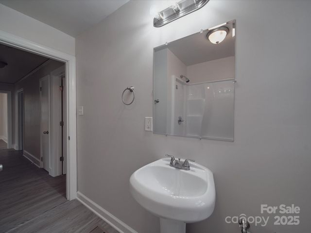 2996 Shady Lane, Charlotte, NC 28208