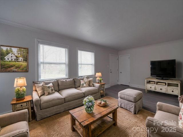 2996 Shady Lane, Charlotte, NC 28208