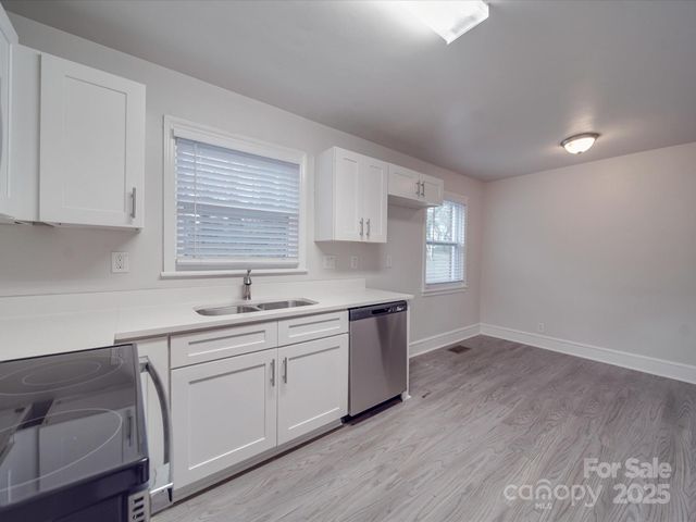 2996 Shady Lane, Charlotte, NC 28208