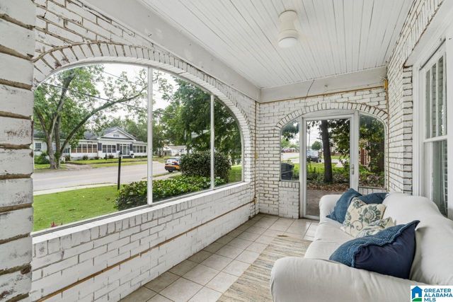 404 2ND AVENUE S, Clanton, AL 35045