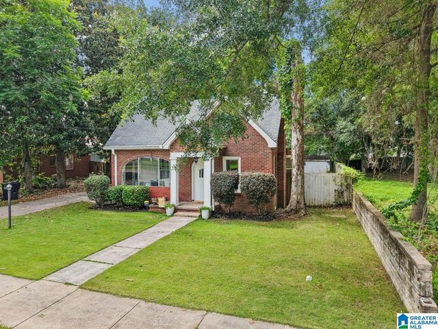 404 2ND AVENUE S, Clanton, AL 35045