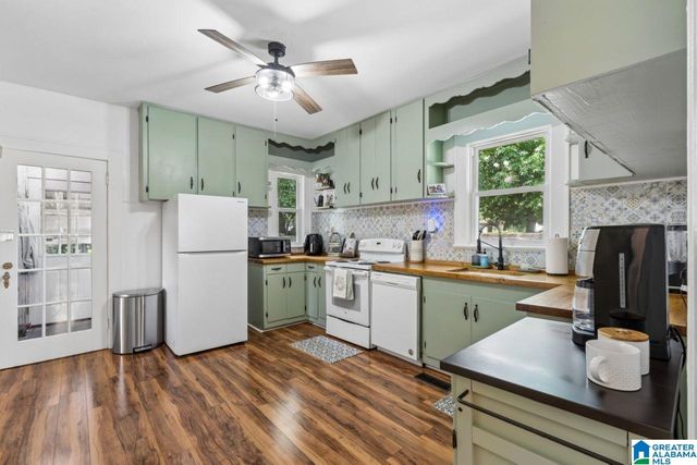 404 2ND AVENUE S, Clanton, AL 35045