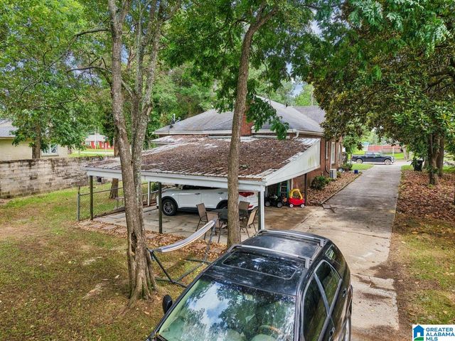404 2ND AVENUE S, Clanton, AL 35045