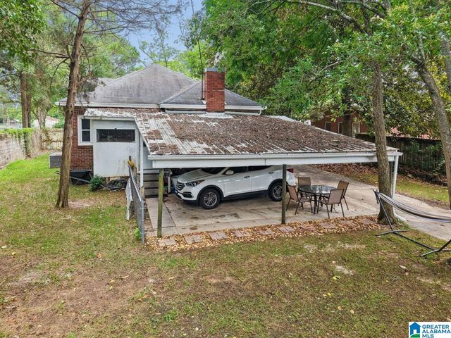 404 2ND AVENUE S, Clanton, AL 35045