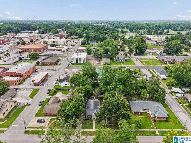 404 2ND AVENUE S, Clanton, AL 35045