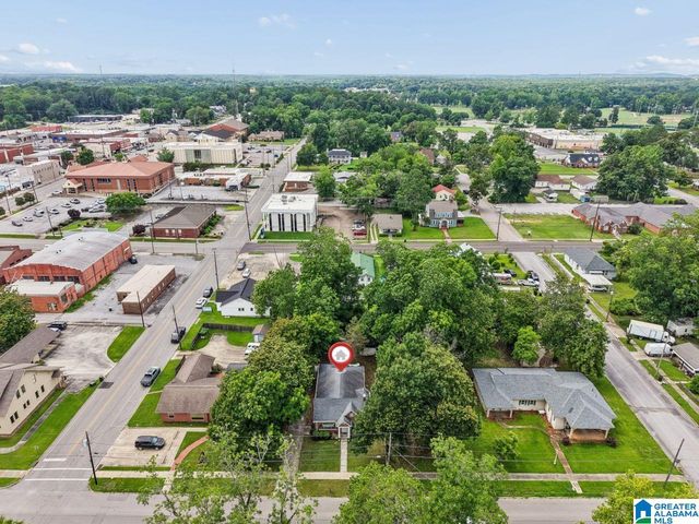 404 2ND AVENUE S, Clanton, AL 35045