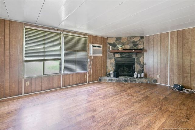 671 Newport Road, Fayetteville, NC 28314