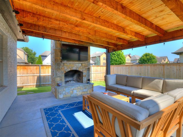 3726 E 116th Place S, Tulsa, OK 74137