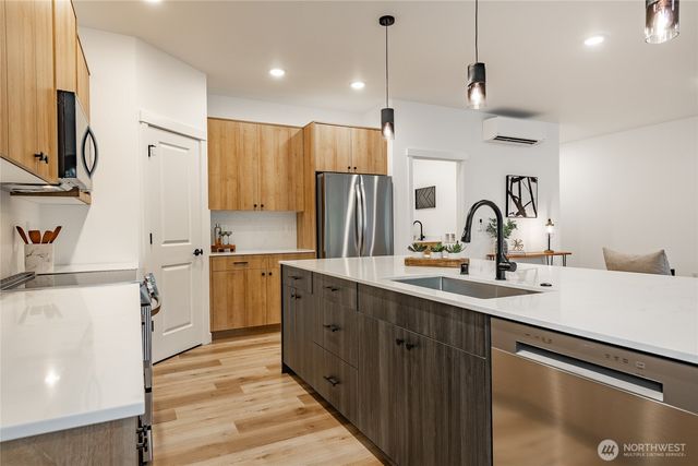 3010 Cedar View Way, Blaine, WA 98230