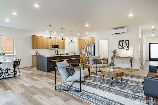 3010 Cedar View Way, Blaine, WA 98230