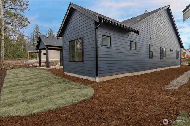 3010 Cedar View Way, Blaine, WA 98230